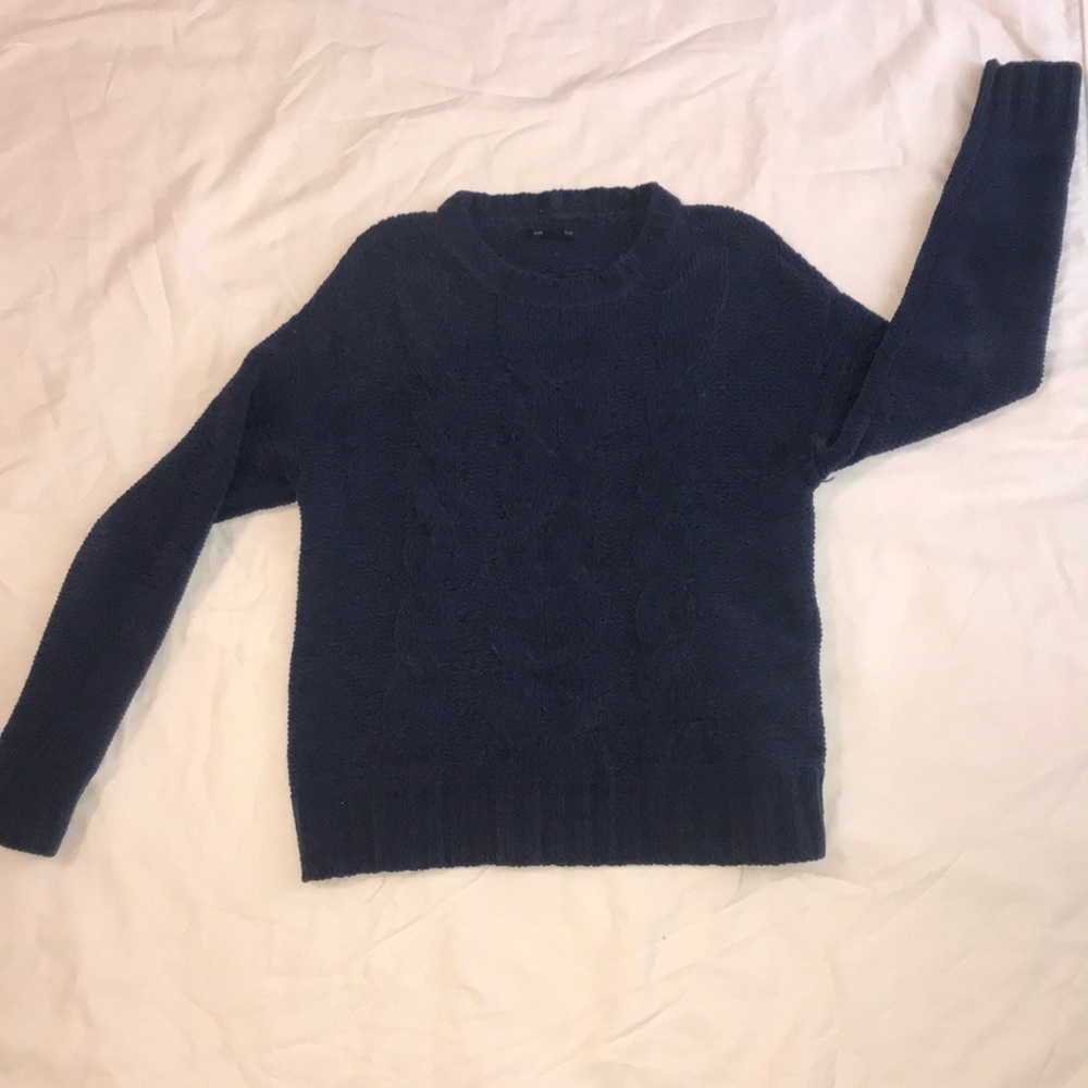 American eagle blue cable knit sweater